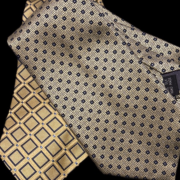 Bruno Piatelli & Hilfiger Silk Geometric Gold Men's Ties Combo - Picture 6 of 8